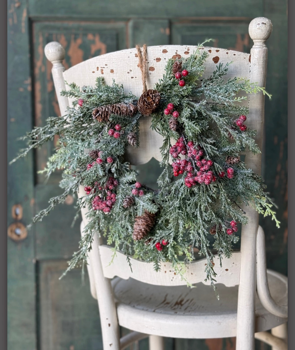 14” Berry Christmas Wreath Frosted Cedar & Pinecones Holiday Farmhouse
