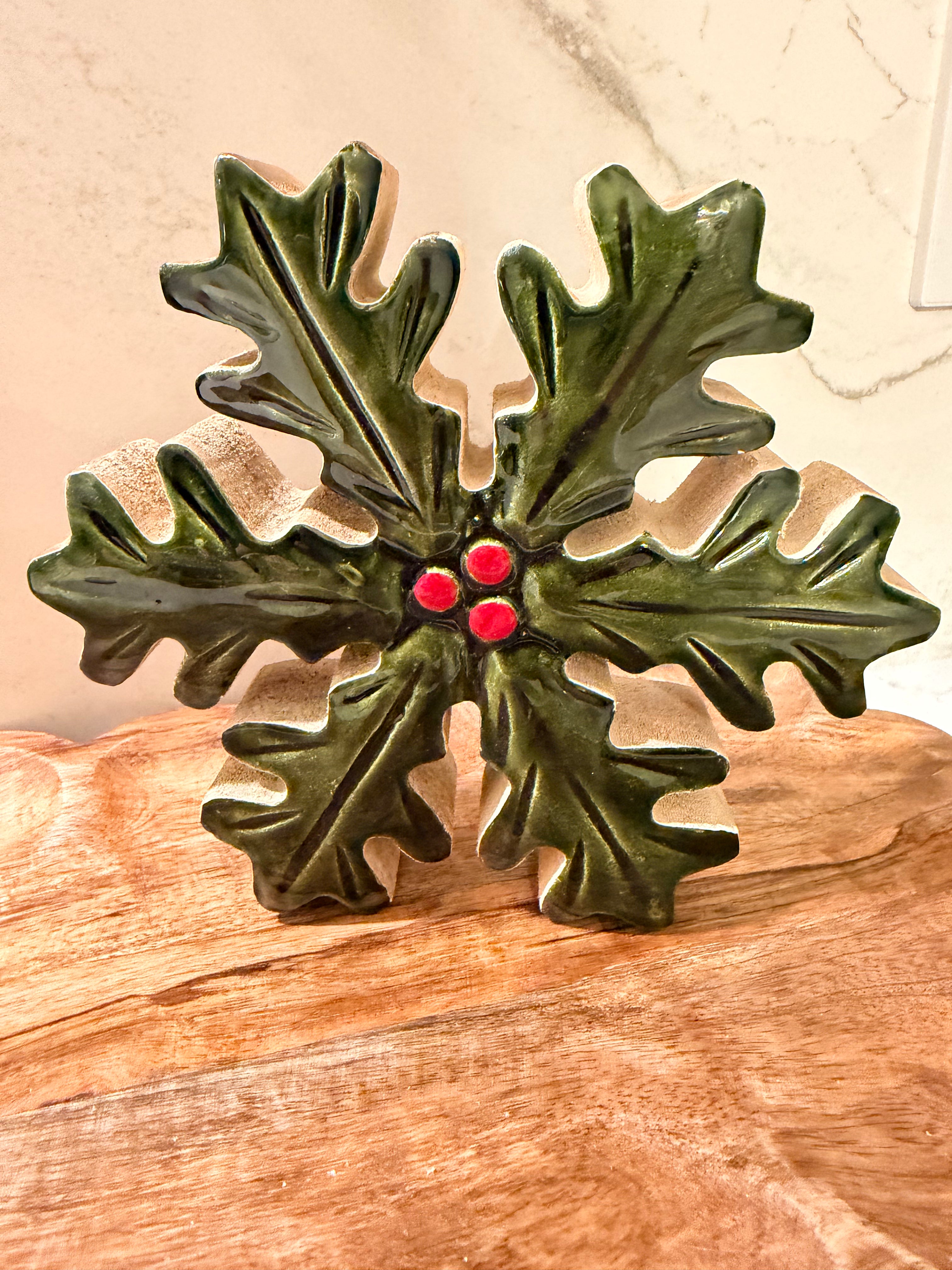 7” Glazed Mango Wood Holly Snowflake Green & Red Christmas Decor Holiday Tabletop