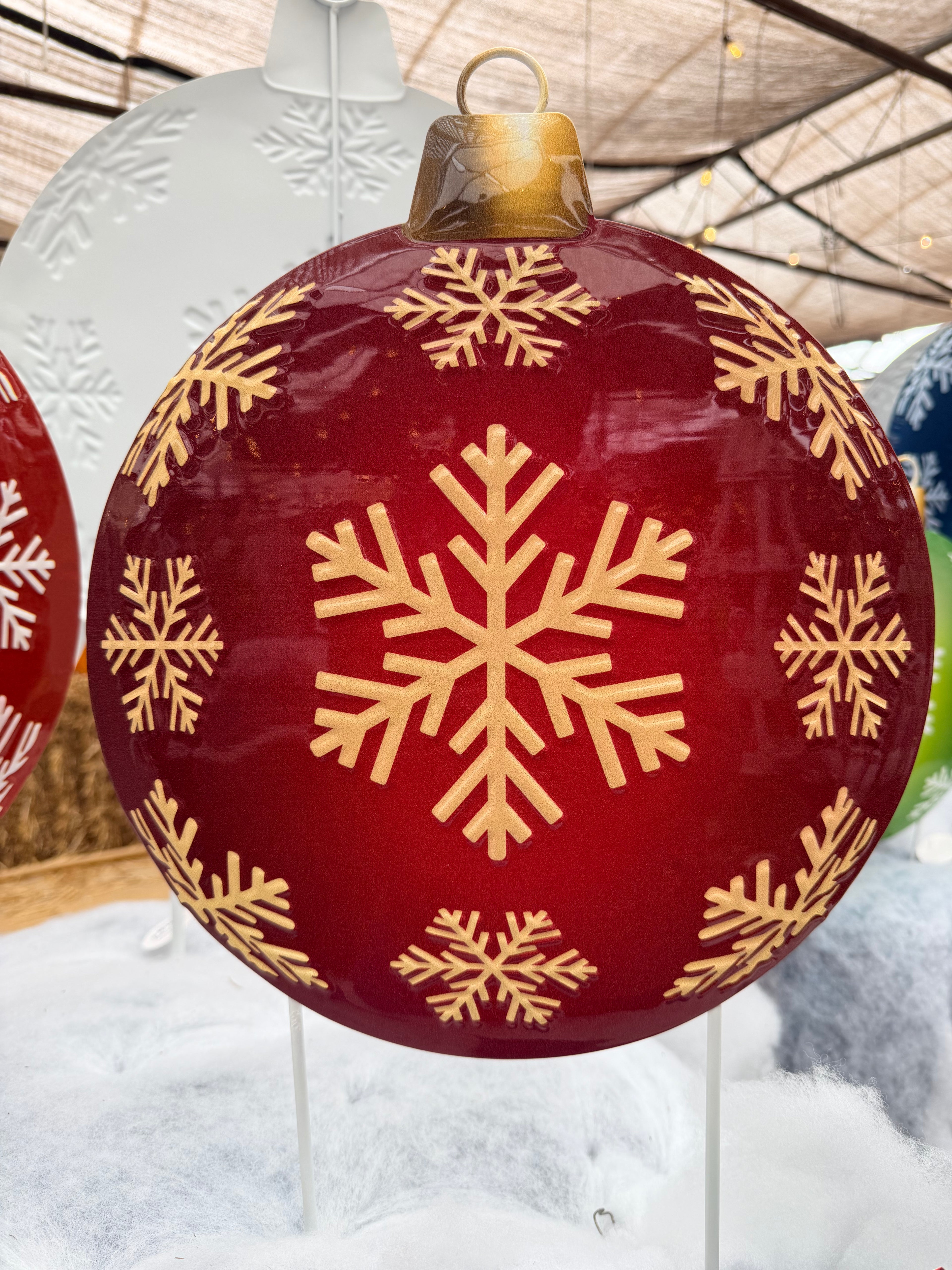 Red & Gold Snowflake Christmas Ornament Yard Stake Stands 24” Tall Holiday Outdoor Decor
