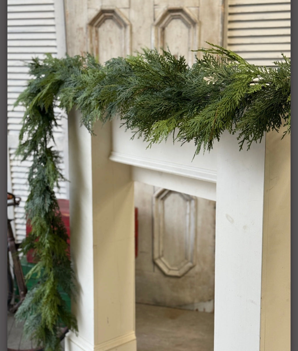 Stillwood Greens 9’ Real Touch Faux Cedar Garland Christmas Holiday Decor